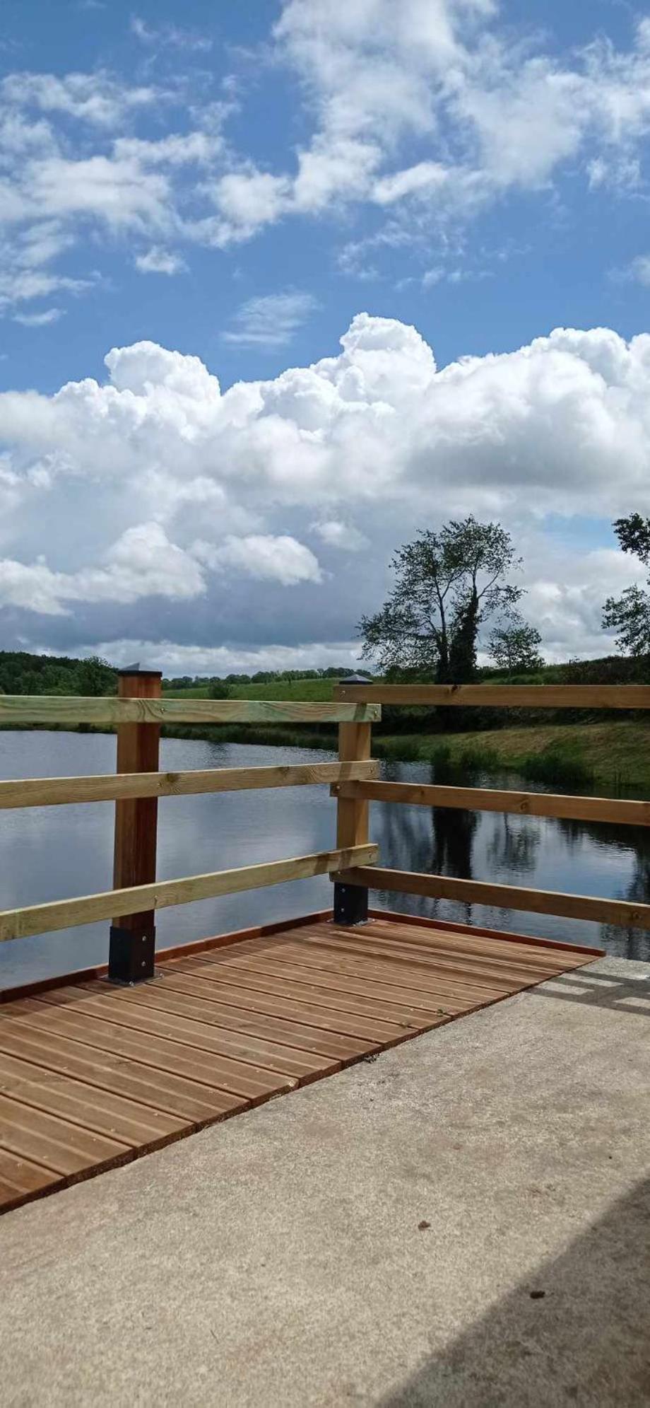 Au Domaine De L'Etang Villa Saint-Priest-sous-Aixe ภายนอก รูปภาพ